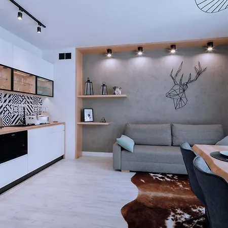 Adam I Cicha Woda Apartman *