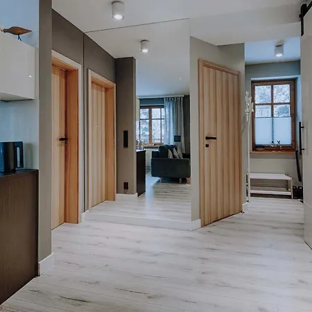 Lägenhet Adam I Cicha Woda