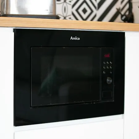 Adam I Cicha Woda Lägenhet